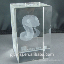 3D Laser Crystal Cube Paperweight With Snake Laser Engraving